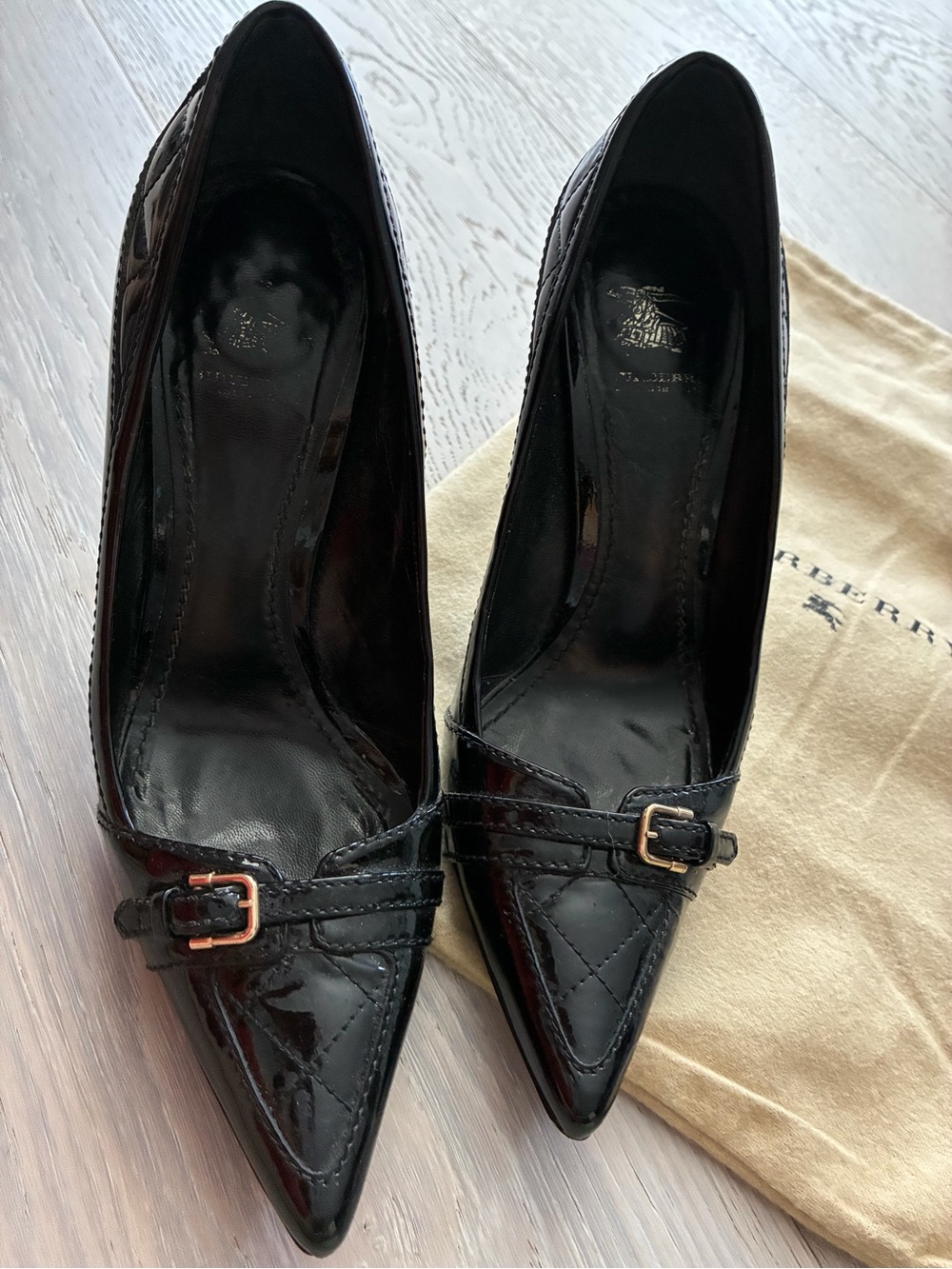 Burberry Patent Leather Quilted Pumps – Black – Size 37.5